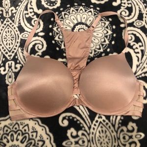 🌸BUNDLE AND SAVE🌸 VS Bra 🎀